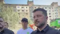 Володимир Зеленський у Дарницькому районі Києва. Фото: скріншот відео