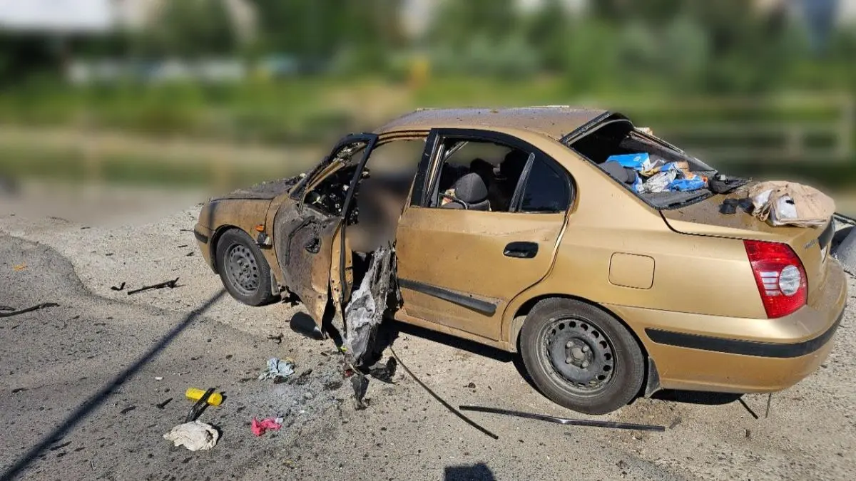 Окупанти атакували автівку у Херсоні. Фото: Telegram/Прокудін Олександр - Офіційна сторінка