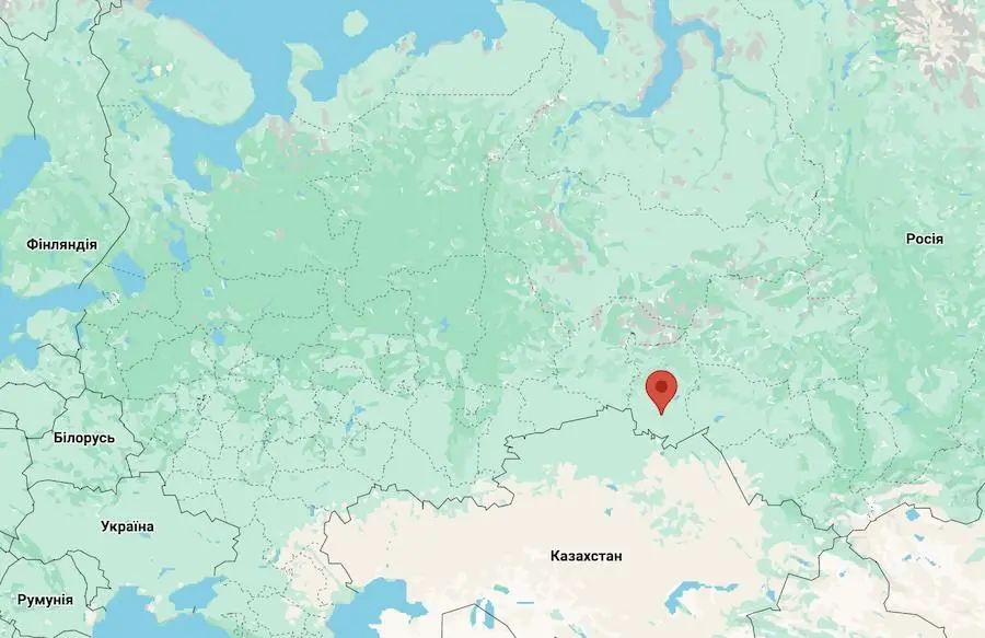 Омській НПЗ на мапі сервісу Google Maps. Фото: скріншот.