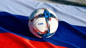 Футбольний м'яч на прапорі Росії. Зображення згенеровано за допомогою ШІ Grok