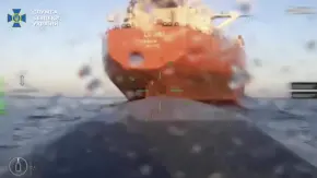 Marine drones attack a russian tanker. Photo: video screenshot