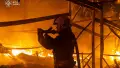 Пожежі у Дарницькому та Святошинському районах Києва після нічної балістичної атаки Росії. Фото: ДСНС