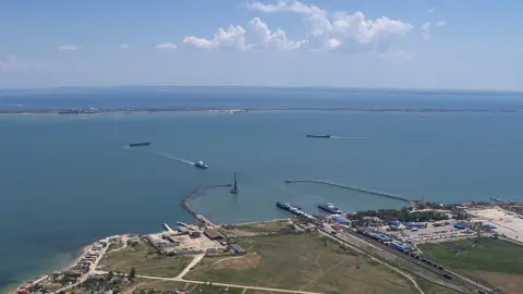 The Kerch ferry crossing. Photo: Wikimedia Commons.