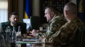 Meeting with military officials. Photo: facebook/zelenskyy.official 