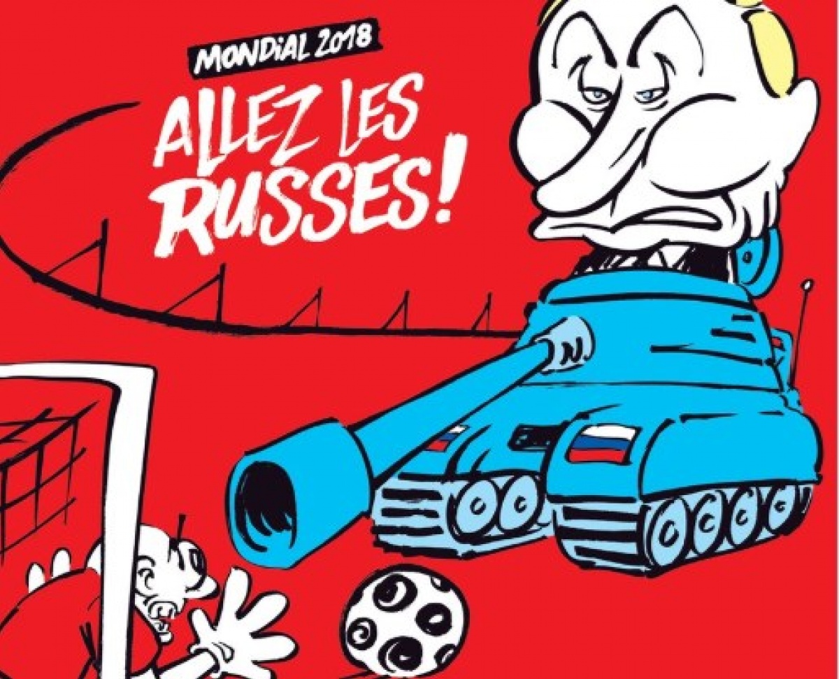 На карикатурі Володимир Путін на танку їде по футбольному полю. Скріншот Twitter/Charlie Hebdo
