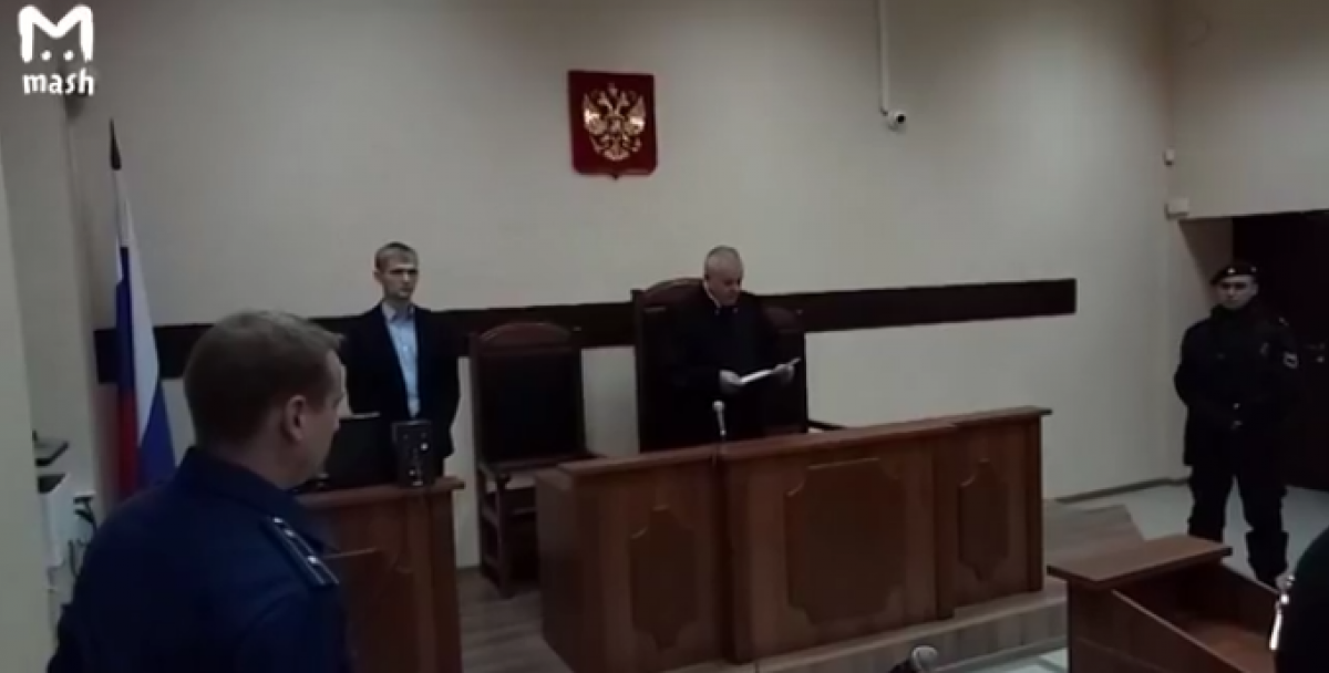 Так называемый суд в аннексированном Крыму рассматривает апелляции моряков на арест. скриншот видео 