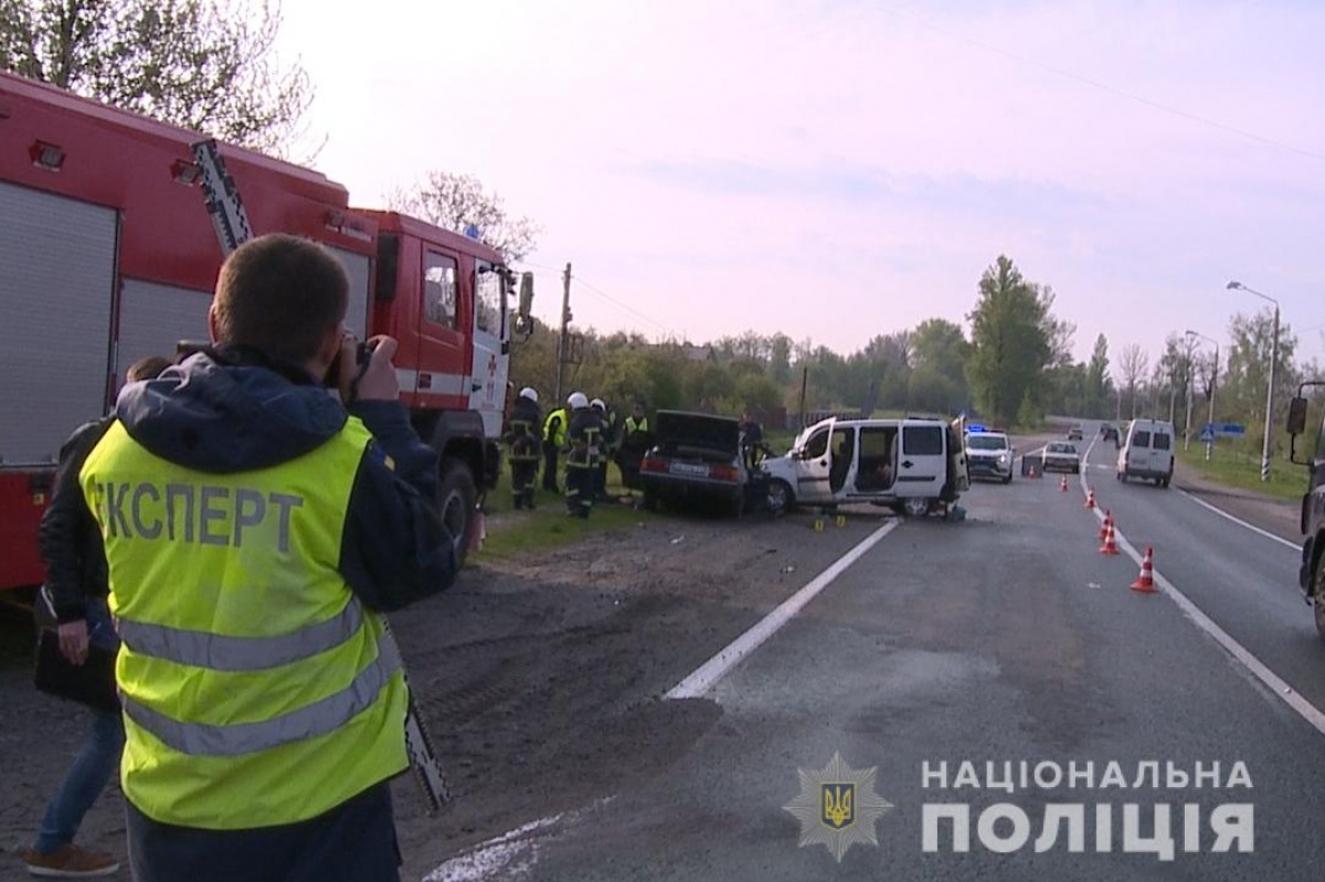 В смертельном ДТП в Винницкой области погибли четыре человека