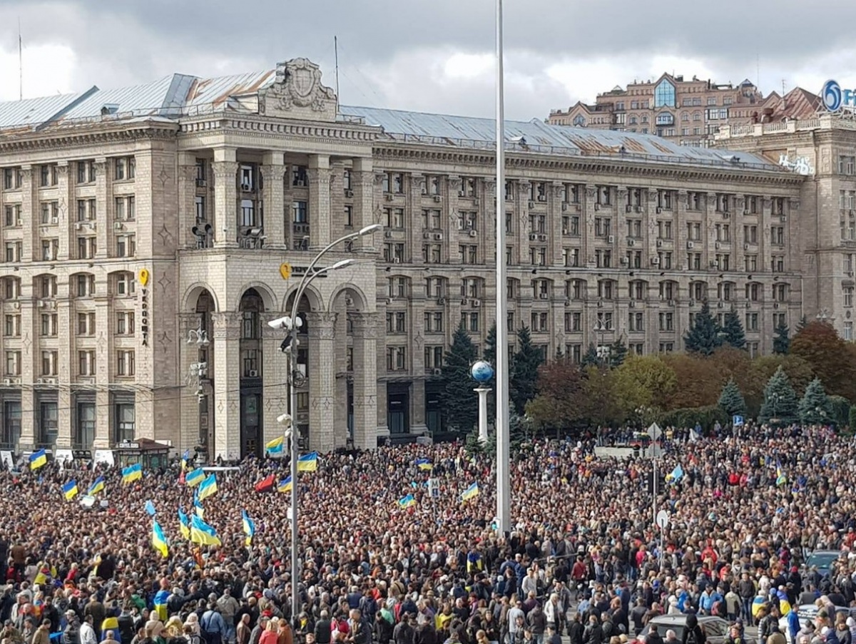 Фото дня: по всій Україні і за кордоном пройшли мітинги 