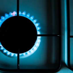 Ukraine Starts Consuming Gas From USF