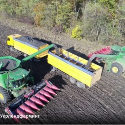 Bakhmatyuk's UkrLandFarming boasts new equipment, updates on current sowing campaign