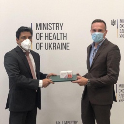 India Sends Ukraine 50,000 Omvir Capsules For Fighting Coronavirus