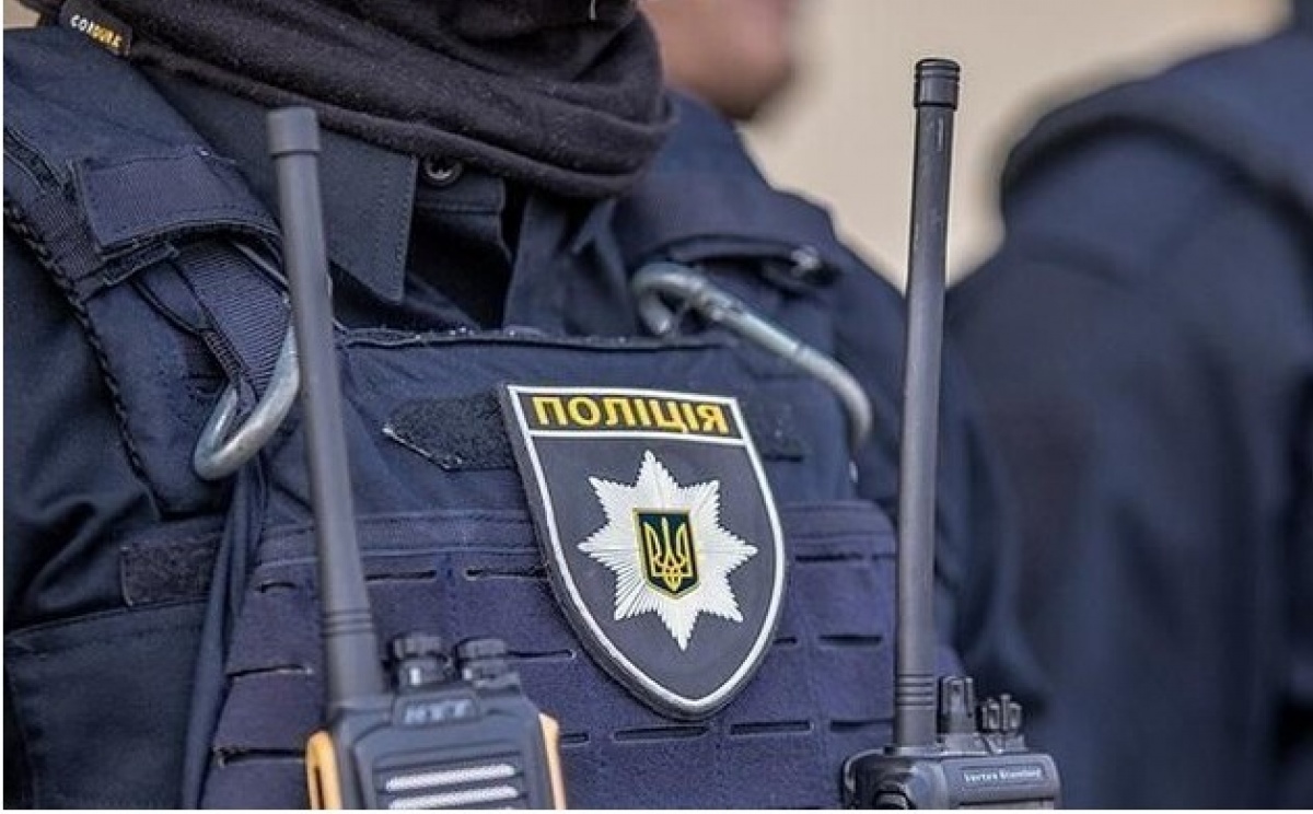 Співробітник Національної поліції. Фото: zn.ua