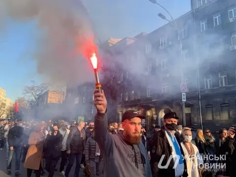 На третий день после марша в честь дивизии СС Офис Зеленского решил его осудить