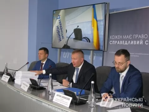 23.11.21 10:30 Пресконференція адвокатів АО AVER LEX, представників інтересів Віктора Януковича, та учасників міжнародної спільноти