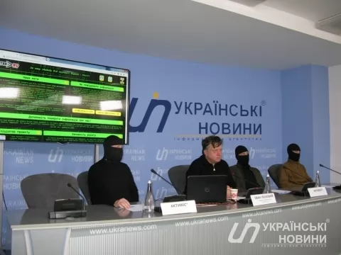Активісти презентували проєкт "CONTRA->ru" для збору даних щодо фінансування окупованих територій для посилення санкцій на Росію