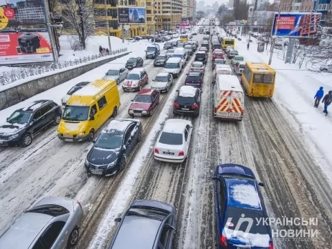 Пробки в Киеве. Фото: Українські Новини