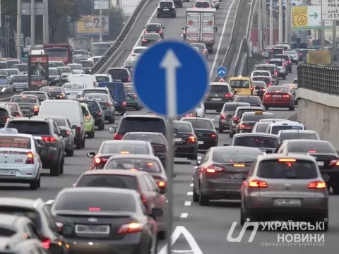 Пробки в Киеве. Фото: Українські Новини