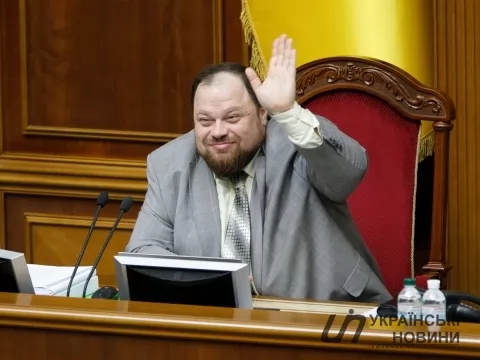 Стефанчук получает надбавки за звание "заслуженный" и ученую степень. Сколько в октябре заработал глава ВРУ