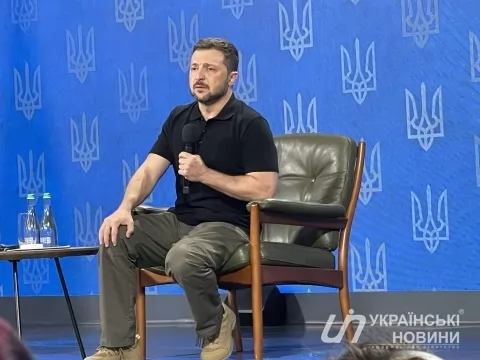 Зеленский на форуме "Украина2024.Независимость". Фото: Украинские Новости