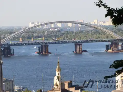 С 1 декабря будет открыто движение легковых автомобилей и пассажирского транспорта Подольским мостовым переходом, - Кличко