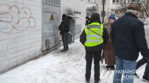 Жители Троещины остались без света. Фото: УН