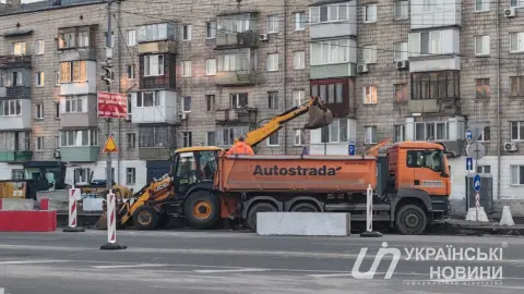 В Киеве на полтора месяца ограничат движение по Броварскому проспекту. Где будет сложно проехать