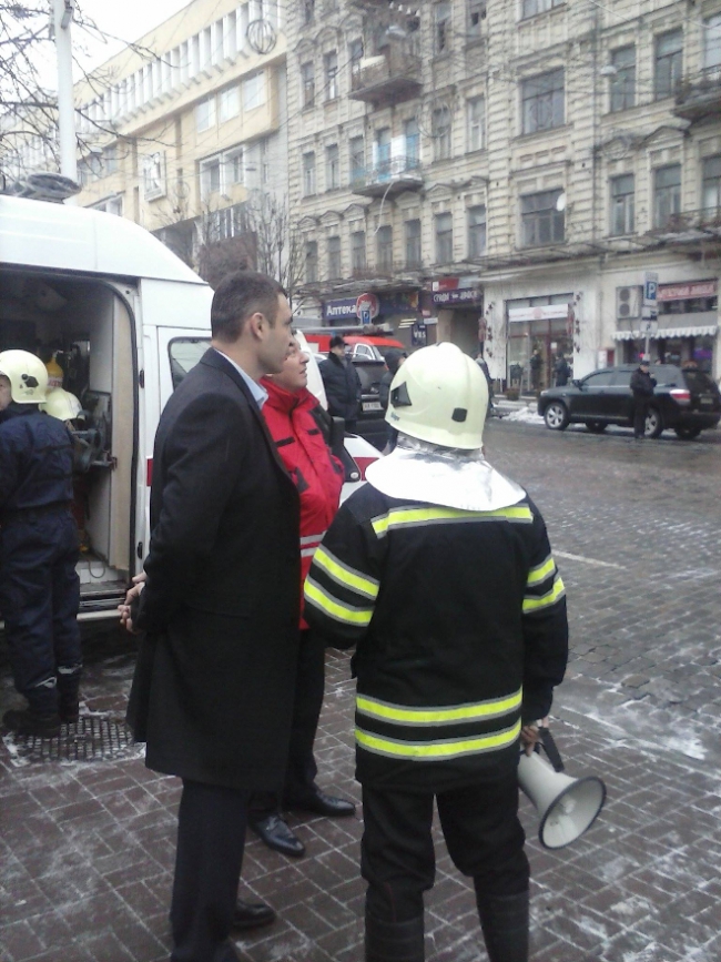 Мэр Киева Виталий Кличко присутствовал при тушении пожара