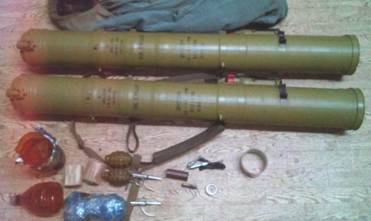 В доме задержанного нашли гранатометы и другое оружие