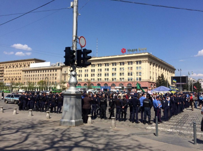Митинг охроняли співробітники міліції.