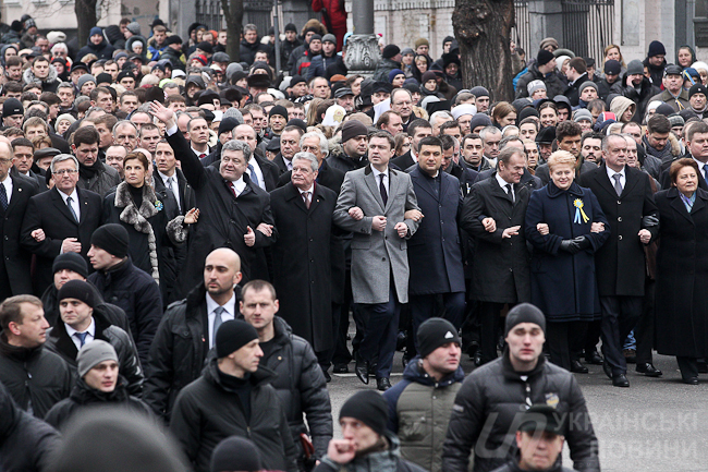 Марш в честь годовщины Революции достоинства. Автор: Вячеслав Ратынский
