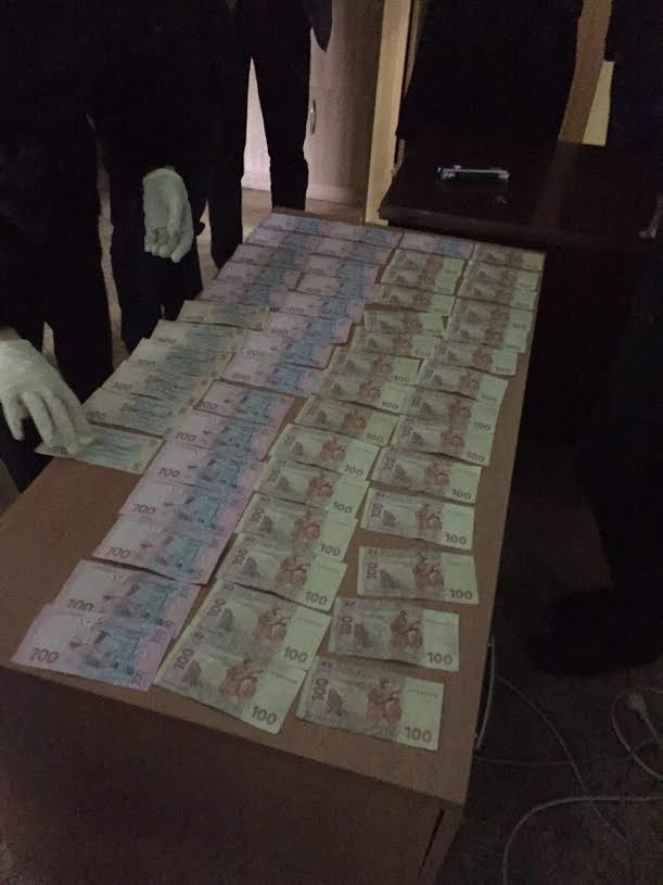 Защитник прав потребителей в Киеве взял взятку, чтобы не привлекать к ответственности нарушителя