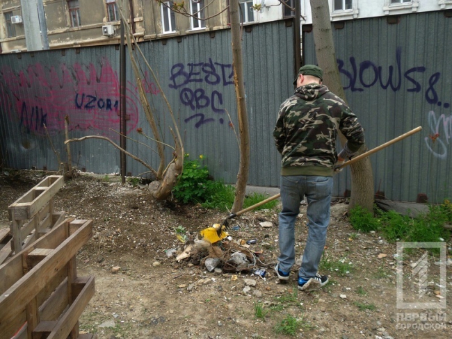 Одесситы потрудились на субботнике